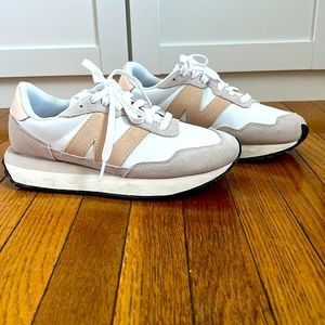 New Balance 237 running shoe casual shoe sz 8